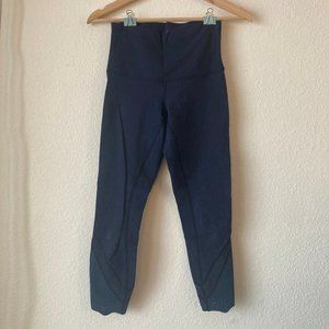 Lululemon 7/8 Navy Leggings with Mesh detail size 4